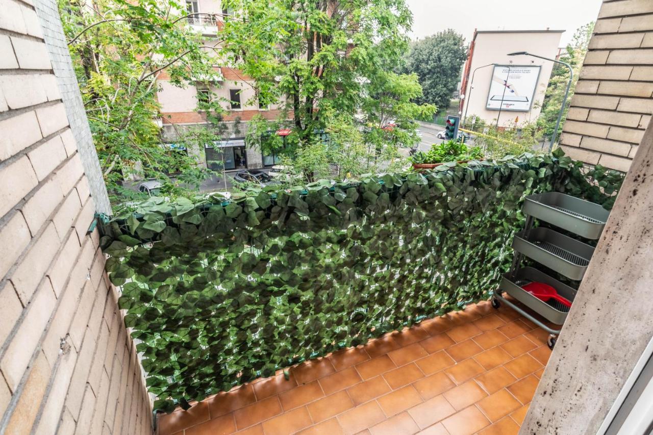 Eden House Sansiro-Duomo Netflix & Design Daire Milano Dış mekan fotoğraf