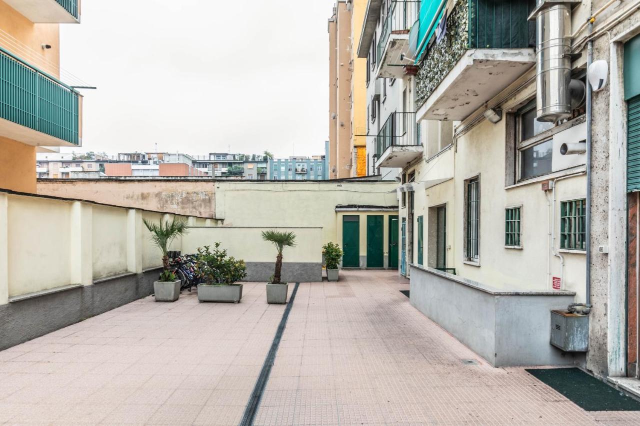 Eden House Sansiro-Duomo Netflix & Design Daire Milano Dış mekan fotoğraf